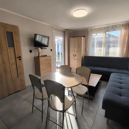 Letniskowe Reda 4 Lodge Rusinowo (Slawno)