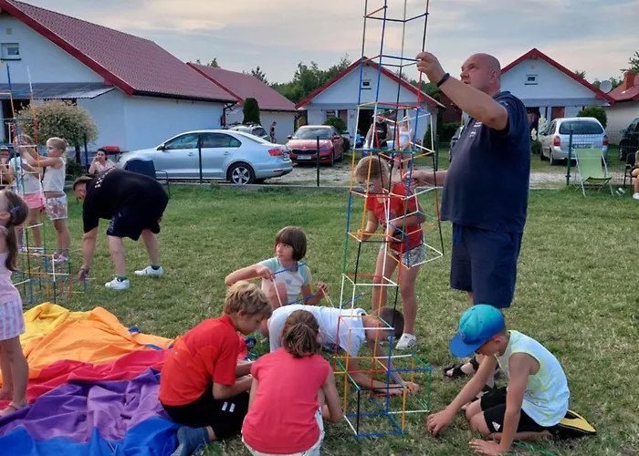 Domek letniskowy Letniskowe Reda 4 *